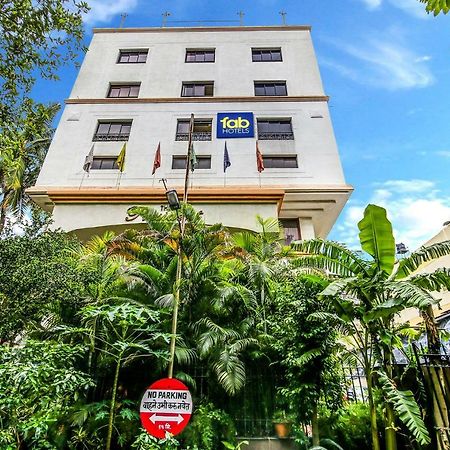 The President Hotel Shivajinagar Poona Buitenkant foto