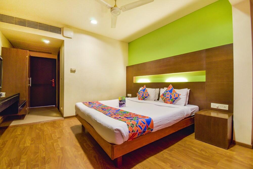 The President Hotel Shivajinagar Poona Buitenkant foto
