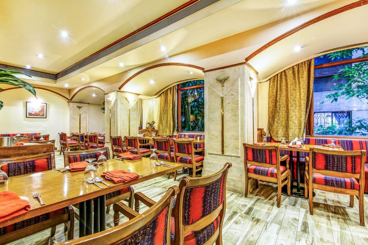 The President Hotel Shivajinagar Poona Buitenkant foto