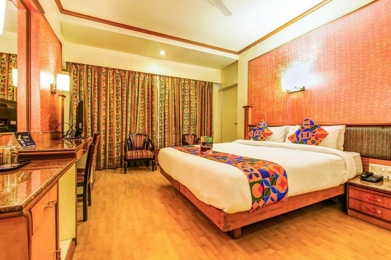 The President Hotel Shivajinagar Poona Buitenkant foto