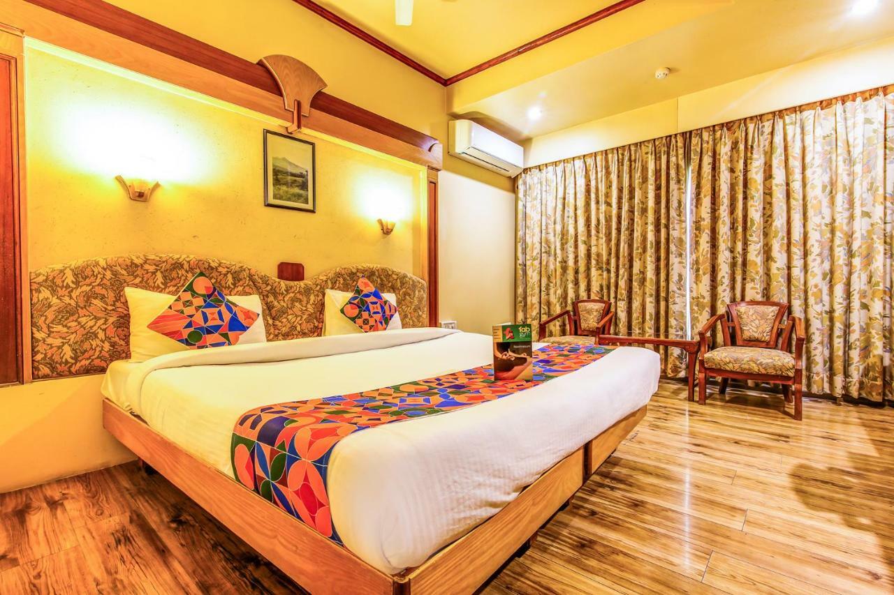 The President Hotel Shivajinagar Poona Buitenkant foto