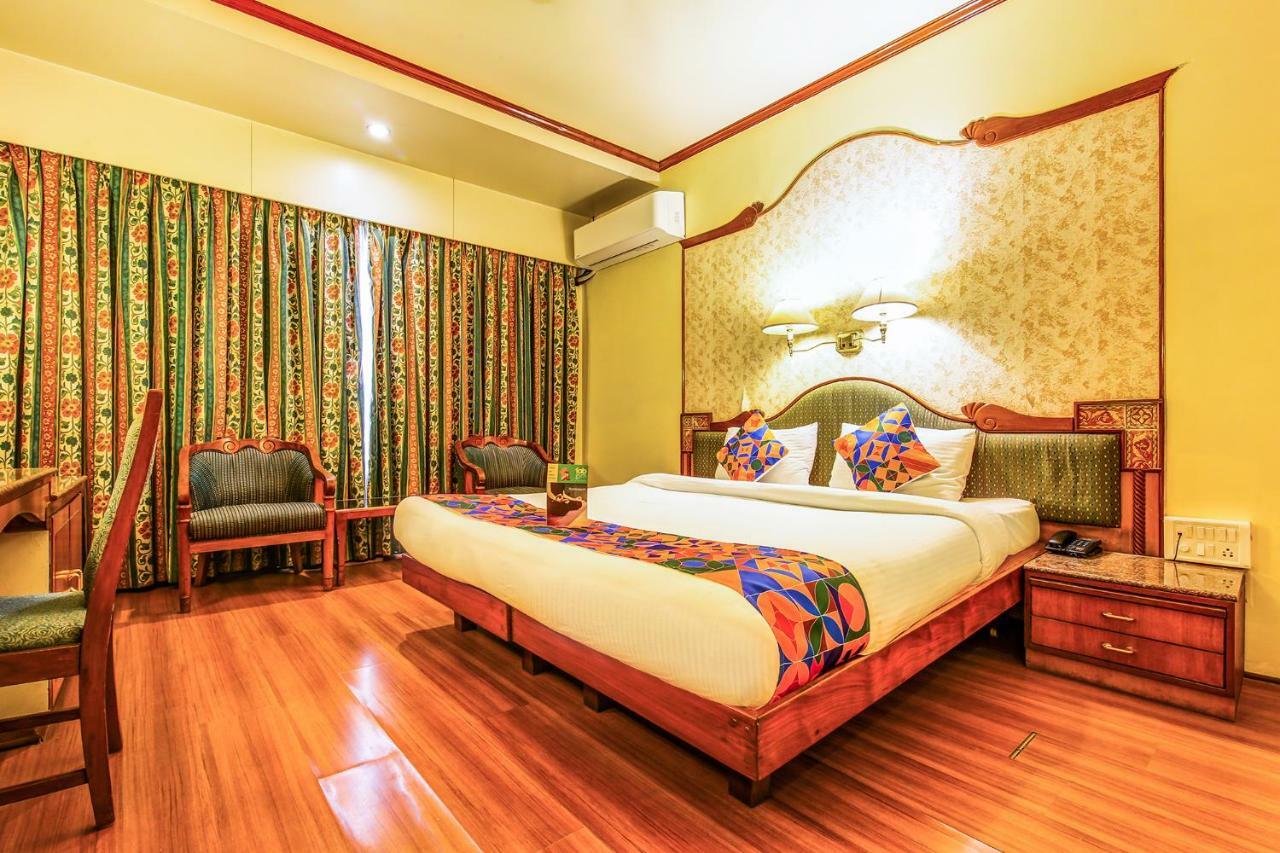 The President Hotel Shivajinagar Poona Buitenkant foto